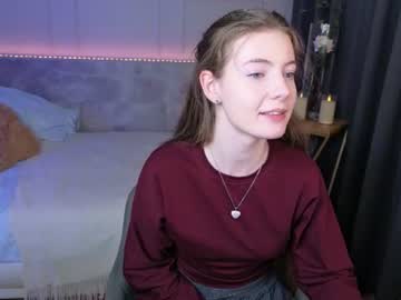 I'm new here,comb my long hair :) #new #nonude #shy #teen #petite [0 tokens remaining]