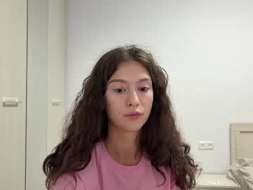 GOAL: show feet❤️‍🔥|| Heya, my name is Anna im #new here and #18 y.o. #shy #skinny #teen. Let's go fun and more vibe! [8