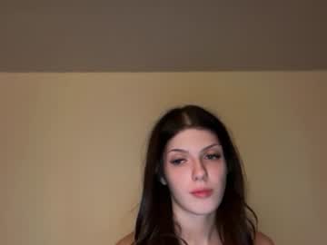 Nakeyyyy twerk show at goal [0 tokens remaining] i'm #18 years old and love to listen <3